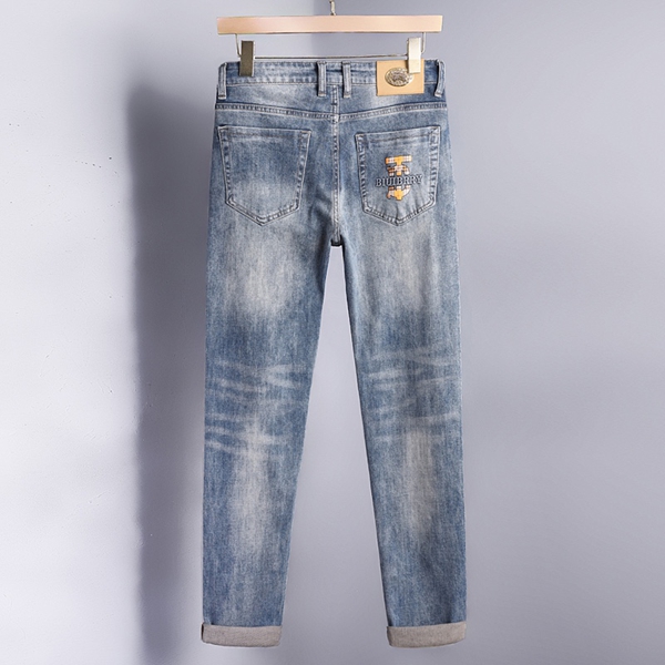 ブランドジーンズ側面デザイン